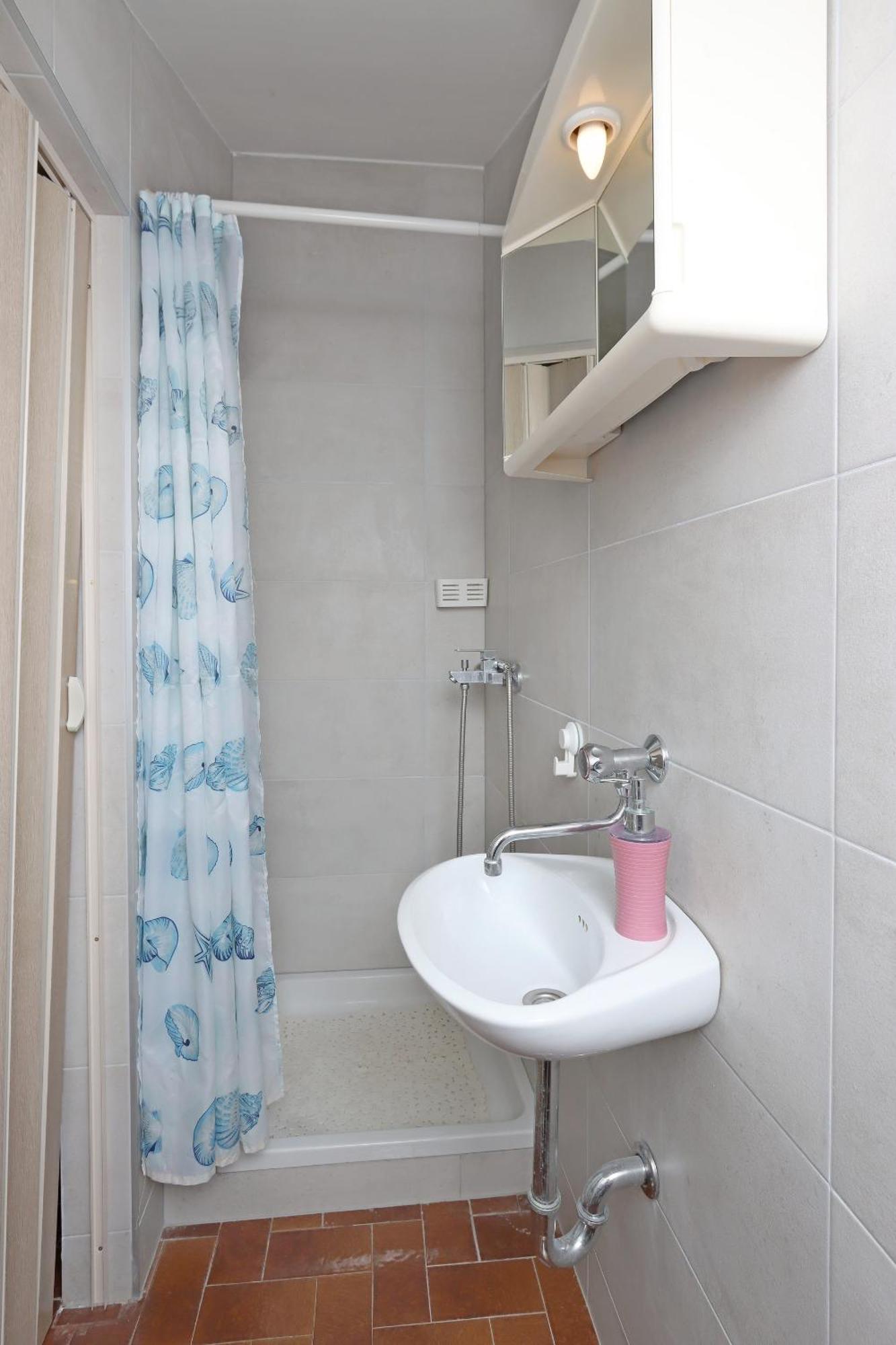 Apartments With A Parking Space Kornic, Krk - 415 Exterior foto